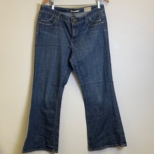 Women's Flared Jeans in Dark Blue Wash - Classic Everyday Style